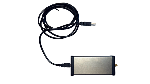 CW & Programmable Sweep Transmitter