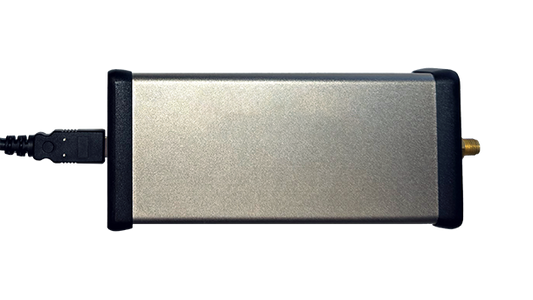 CW & Programmable Sweep Transmitter